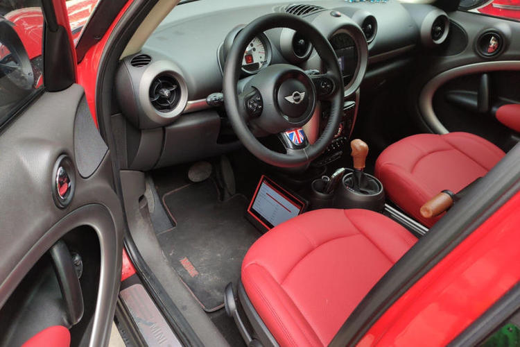 Used MINI Countryman 2011 1.6L COOPER Fun Interior 5