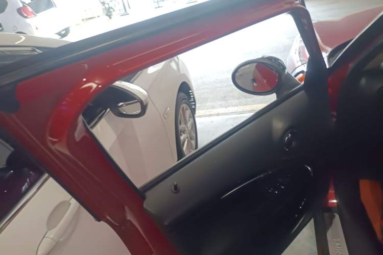 Used MINI Countryman 2011 1.6L COOPER Fun Left Front Door Interior