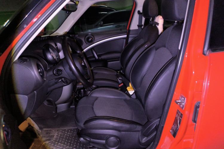 Used MINI Countryman 2011 1.6L COOPER Fun Left Front Seat