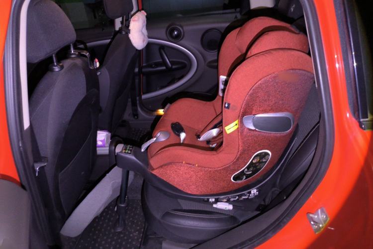 Used MINI Countryman 2011 1.6L COOPER Fun Left Rear Seat