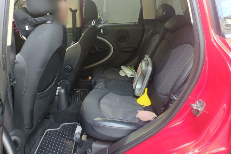 Used MINI Countryman 2011 1.6L COOPER Fun Left Rear Seat