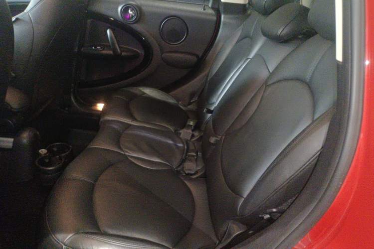 Used MINI Countryman 2011 1.6L COOPER Fun Left Rear Seat