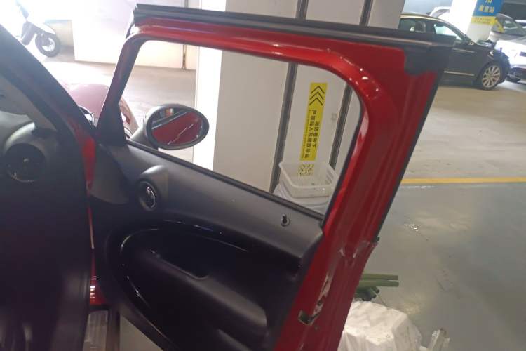 Used MINI Countryman 2011 1.6L COOPER Fun Right Front Door Interior