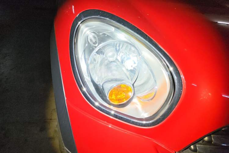 Used MINI Countryman 2011 1.6L COOPER Fun Right Front Headlight