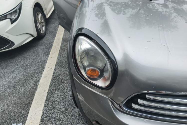 Used MINI Countryman 2011 1.6L COOPER Fun Right Front Headlight