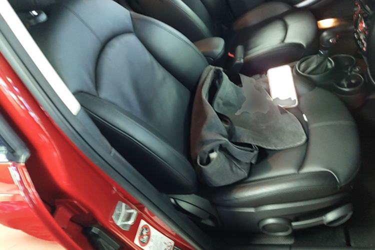 Used MINI Countryman 2011 1.6T COOPER S ALL4 5-seater model Right Front Seat