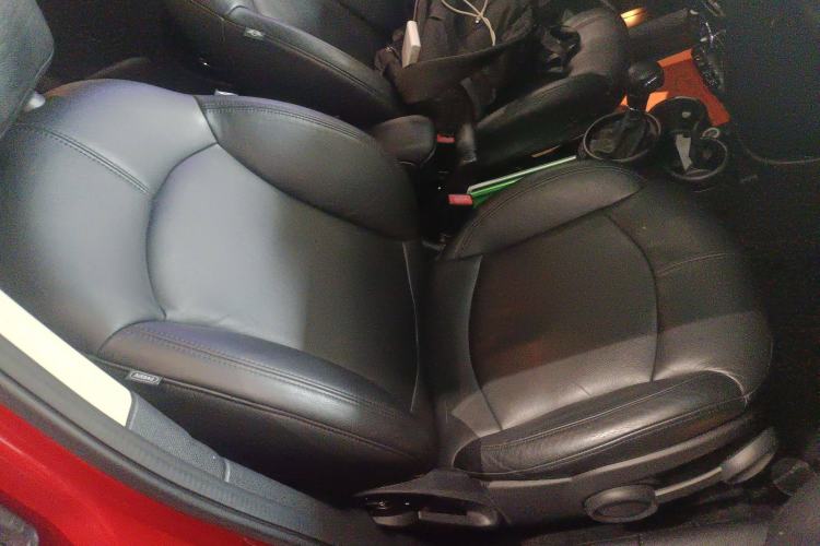 Used MINI Countryman 2011 1.6L COOPER Fun Right Front Seat