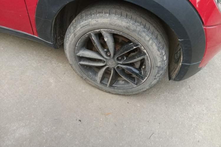 Used MINI Countryman 2011 1.6L COOPER Excitement Right Front Wheel Hub