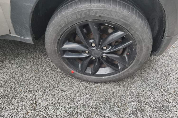Used MINI Countryman 2011 1.6L COOPER Fun Right Front Wheel Hub
