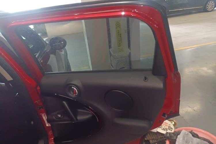 Used MINI Countryman 2011 1.6L COOPER Fun Right Rear Door Interior