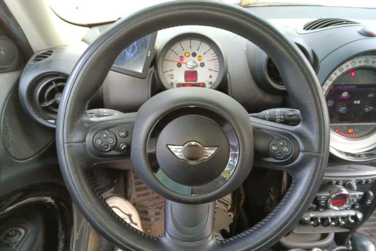 Used MINI Countryman 2011 1.6L COOPER Excitement Steering Wheel