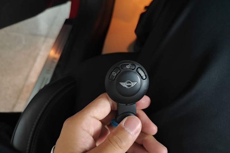 Used MINI Countryman 2011 1.6L COOPER Fun Vehicle Key
