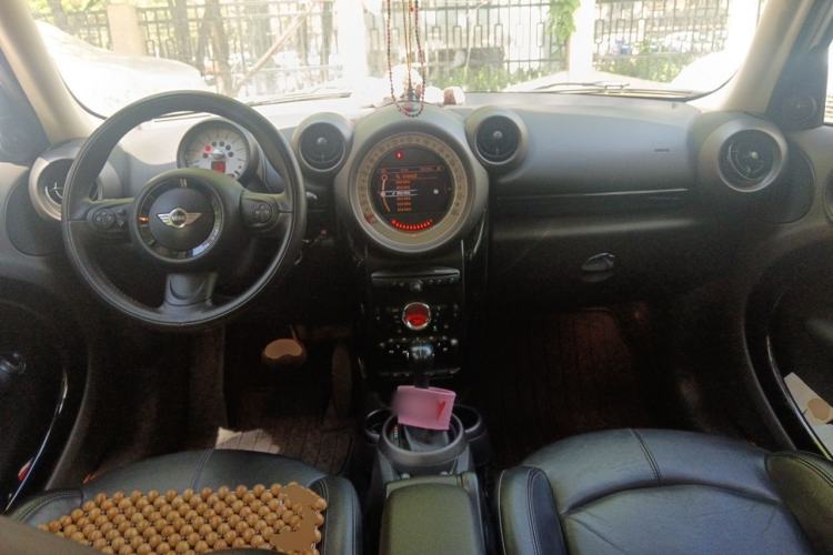 Used MINI Countryman 2011 1.6L COOPER Excitement Center Console