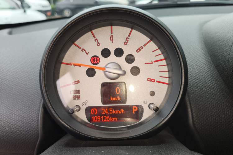 Used MINI Countryman 2011 1.6L COOPER Fun Instrument Cluster