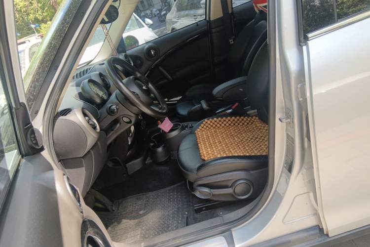 Used MINI Countryman 2011 1.6L COOPER Excitement Left Front Seat
