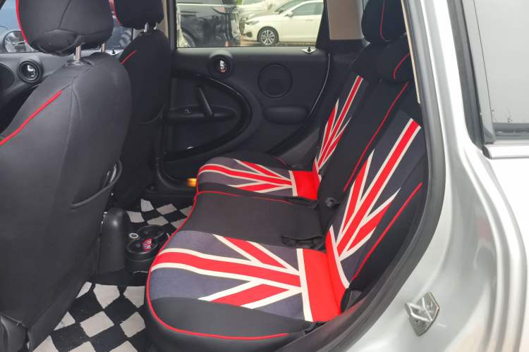 Used MINI Countryman 2011 1.6L COOPER Fun Left Rear Seat