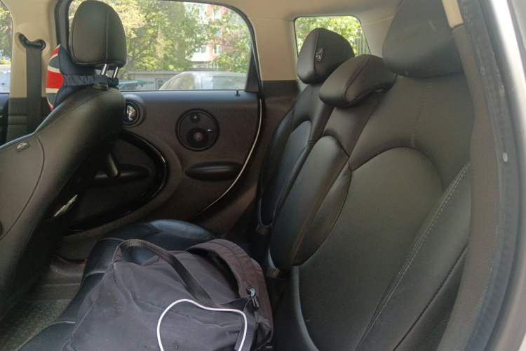 Used MINI Countryman 2011 1.6L COOPER Excitement Left Rear Seat