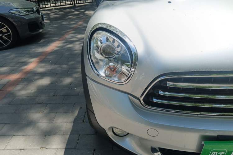 Used MINI Countryman 2011 1.6L COOPER Excitement Right Front Headlight