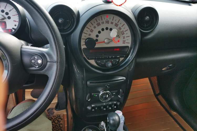 Used MINI Countryman 2011 1.6L COOPER Fun Audio And AC Panel