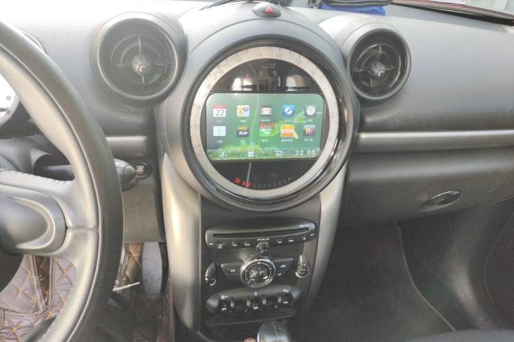 Used MINI Countryman 2011 1.6L ONE Audio And AC Panel
