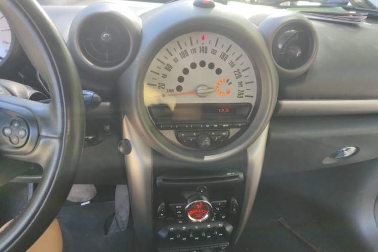 Used MINI Countryman 2011 1.6L COOPER Fun Audio And AC Panel