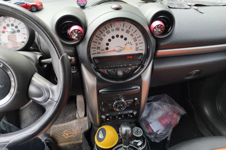 Used MINI Countryman 2011 1.6L ONE Audio And AC Panel