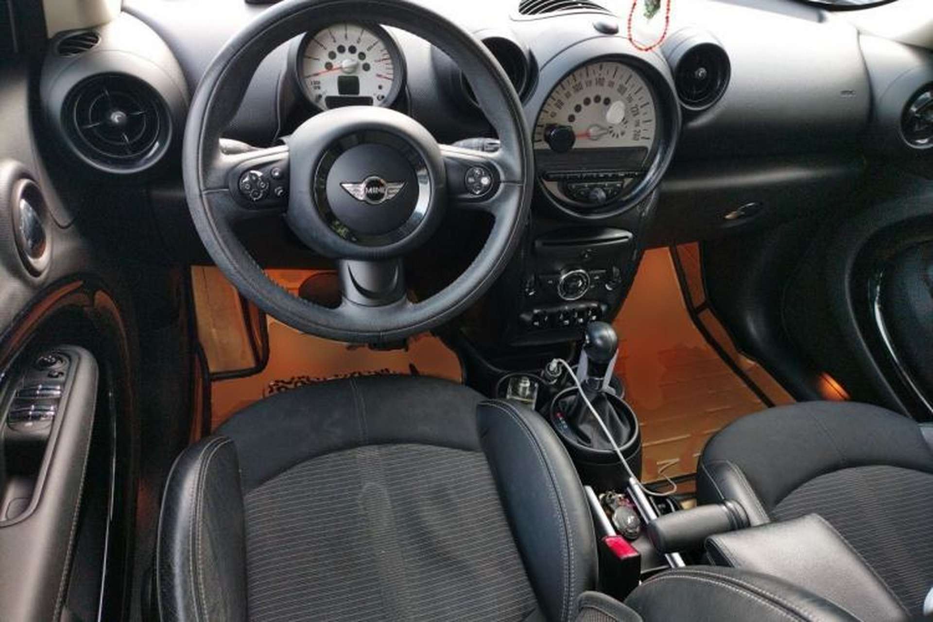 Used MINI Countryman 2011 1.6L COOPER Fun Center Console