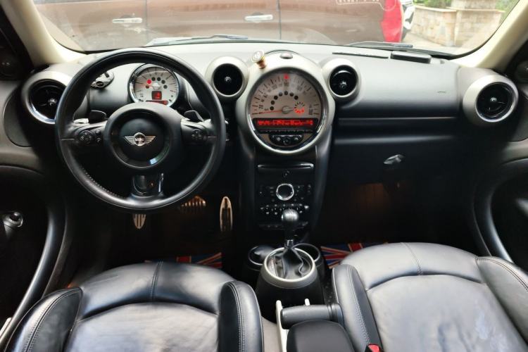 Used MINI Countryman 2011 1.6T COOPER S ALL4 Center Console