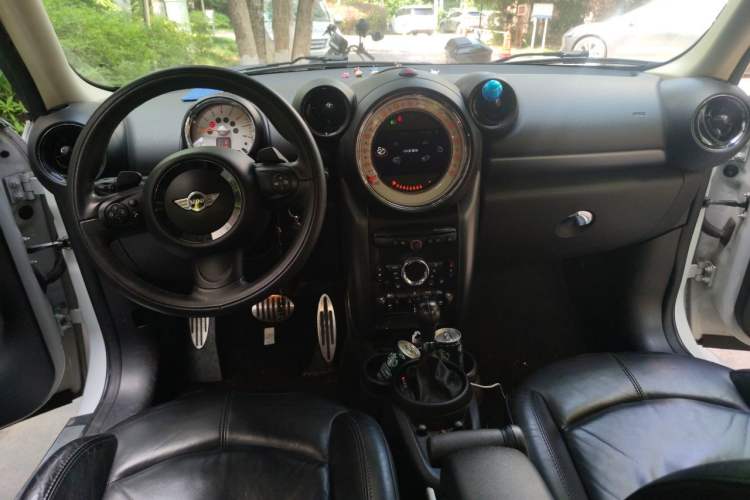 Used MINI Countryman 2011 1.6T COOPER S ALL4 Center Console