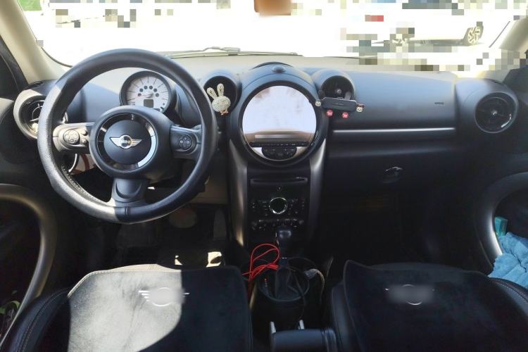 Used MINI Countryman 2011 1.6L COOPER Fun Center Console