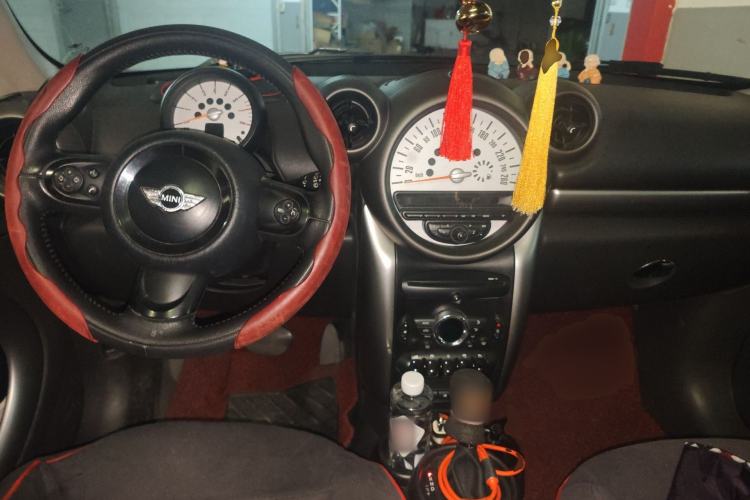 Used MINI Countryman 2011 1.6L COOPER Fun Center Console