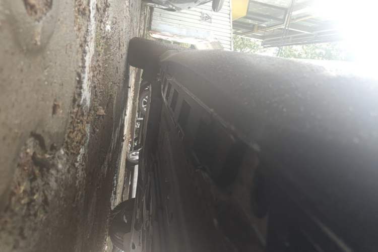 Used MINI Countryman 2011 1.6L COOPER Fun Chassis Front Right