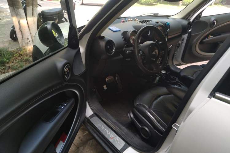 Used MINI Countryman 2011 1.6T COOPER S ALL4 Driver Seat