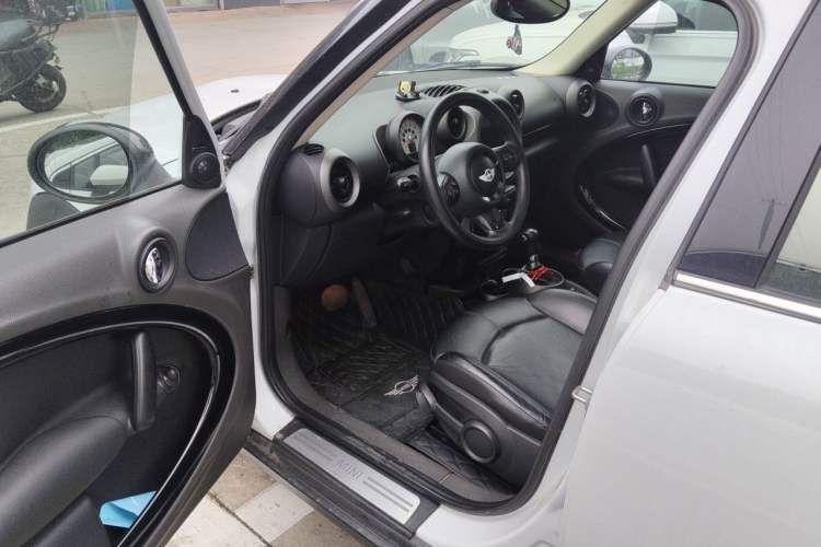 Used MINI Countryman 2011 1.6L COOPER Excitement Driver Seat