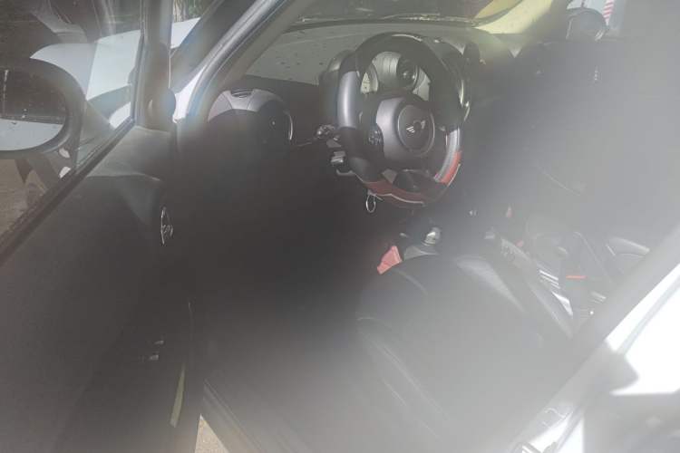 Used MINI Countryman 2011 1.6L COOPER Fun Driver Seat