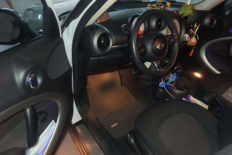 Used MINI Countryman 2011 1.6L ONE Driver Seat
