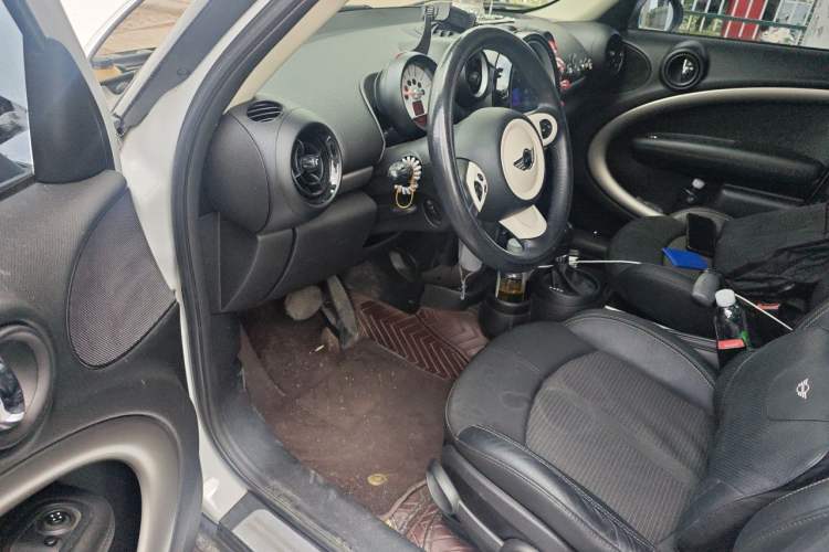 Used MINI Countryman 2011 1.6L COOPER Fun Driver Seat