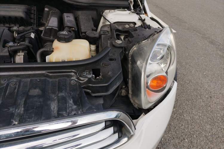 Used MINI Countryman 2011 1.6L COOPER Fun Engine Bay Left