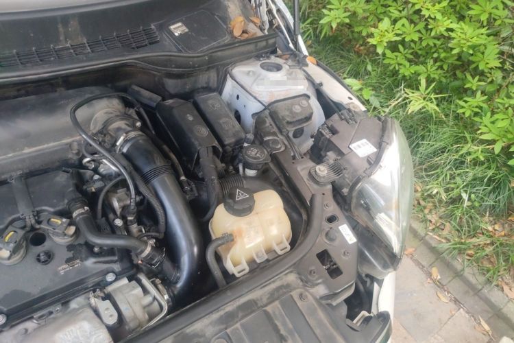 Used MINI Countryman 2011 1.6T COOPER S ALL4 Engine Bay Left