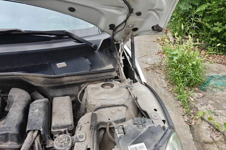 Used MINI Countryman 2011 1.6L ONE Engine Bay Left