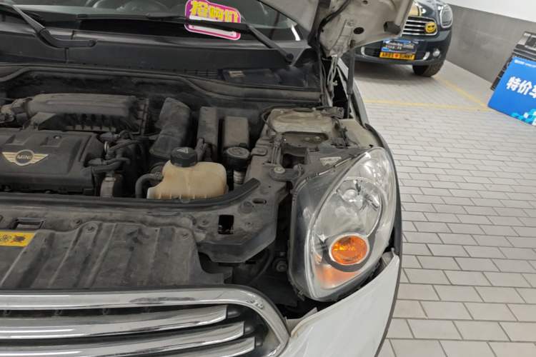 Used MINI Countryman 2011 1.6L COOPER Excitement Engine Bay Left