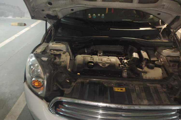 Used MINI Countryman 2011 1.6L COOPER Fun Engine Bay Right