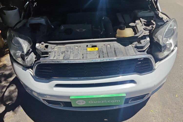 Used MINI Countryman 2011 1.6T COOPER S ALL4 5-seater model Engine Bay