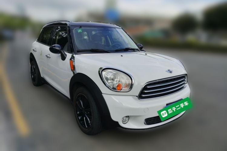 Used MINI Countryman 2011 1.6L COOPER Fun Front Right 45 Deg