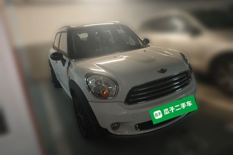 Used MINI Countryman 2011 1.6L COOPER Fun Front Right 45 Deg