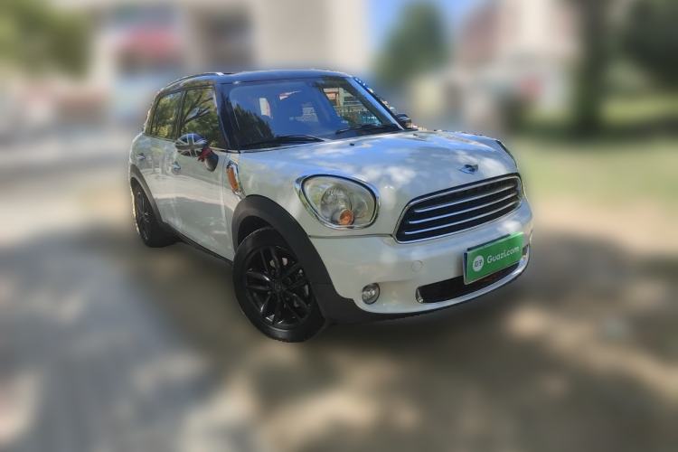 Used MINI Countryman 2011 1.6L COOPER Fun Front Right 45 Deg