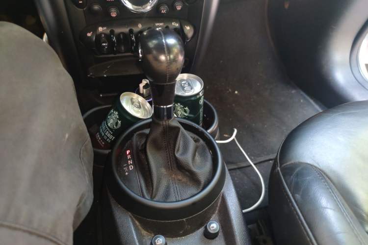 Used MINI Countryman 2011 1.6T COOPER S ALL4 Gear Lever
