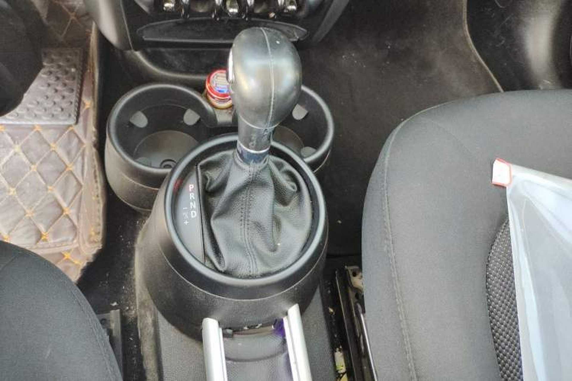 Used MINI Countryman 2011 1.6L ONE Gear Lever