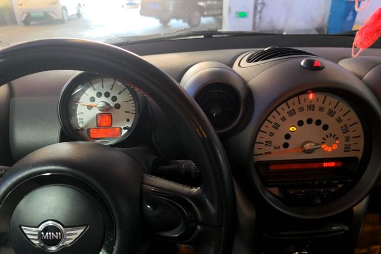 Used MINI Countryman 2011 1.6L ONE Instrument Cluster