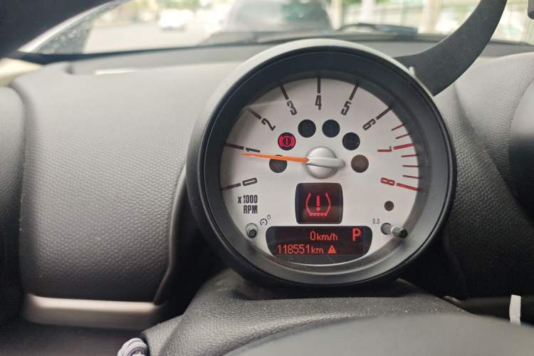 Used MINI Countryman 2011 1.6L COOPER Fun Instrument Cluster